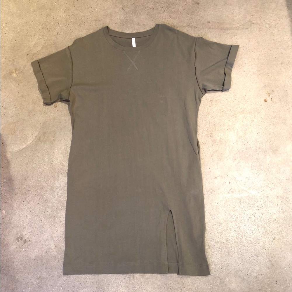 Oversized T-shirt Dress in Olive